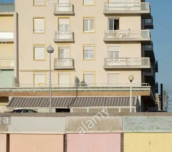 Face Mer, Centre De L'esplanade *